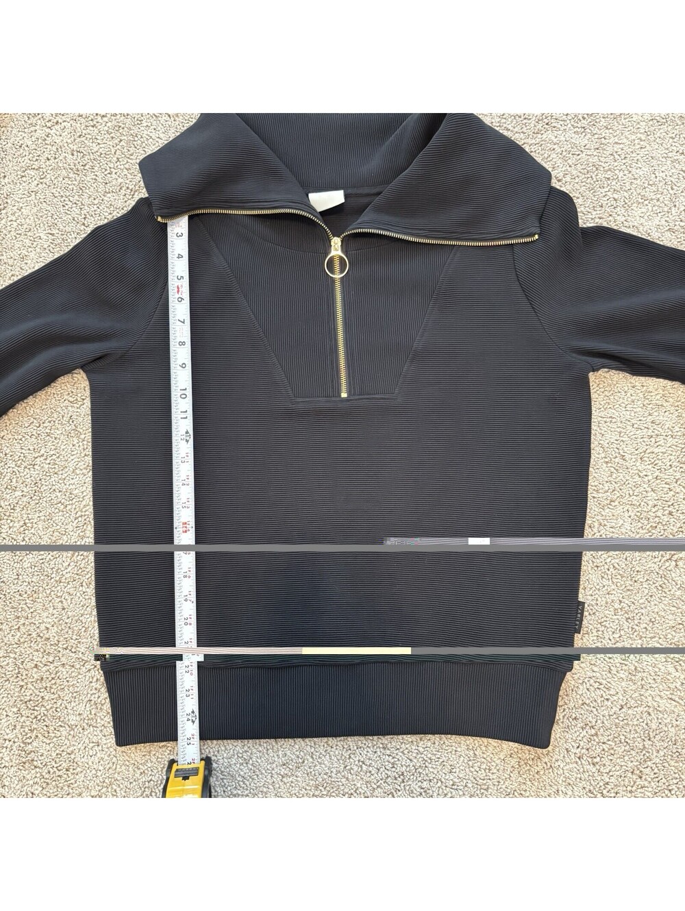 Varley Vine Half Zip Pullover Black Women’s Size S Oversized Amazing Condition - Picture 7 of 7